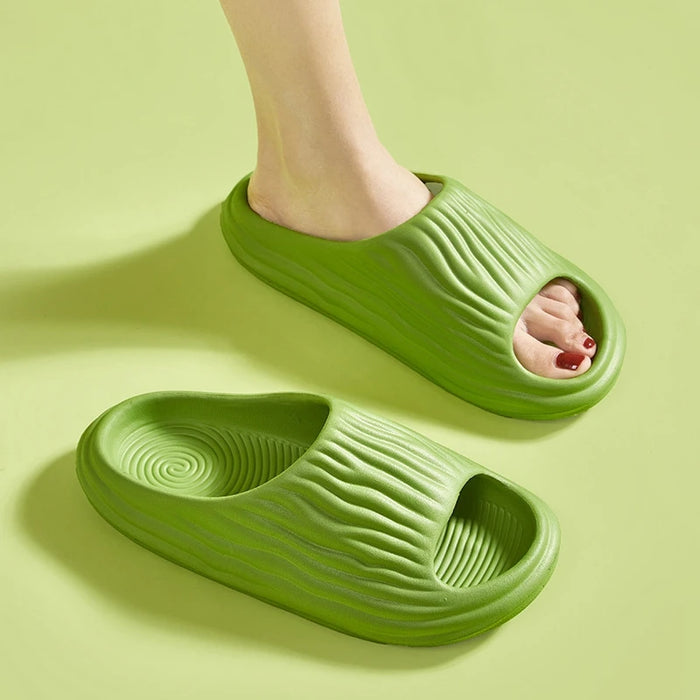 New GoBliss Yeezy Fashion Outdoor Pleated Eva Cool Soft Slides