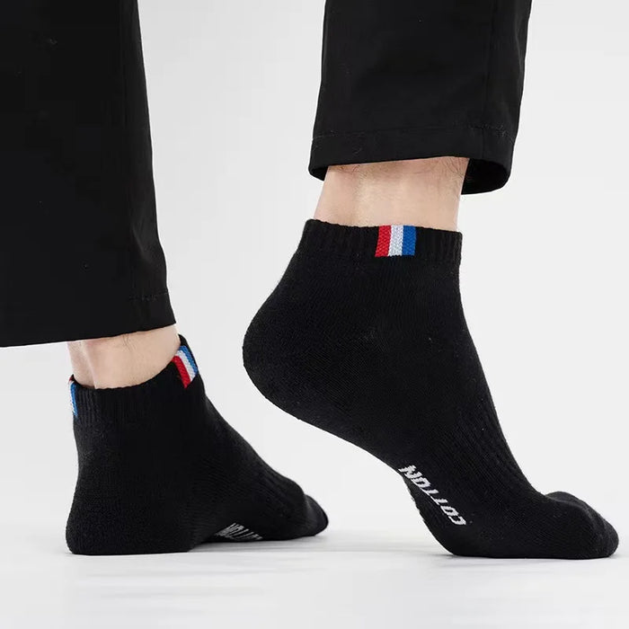 20/50 Pairs Men’s Short Crew Socks – Soft, Comfortable Black & White Athletic Socks for Everyday Wear
