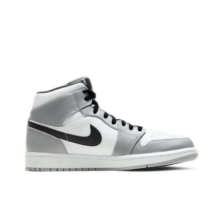 Nike Air Jordan 1 Mens trainers Medium Cut Basketball Sneakers