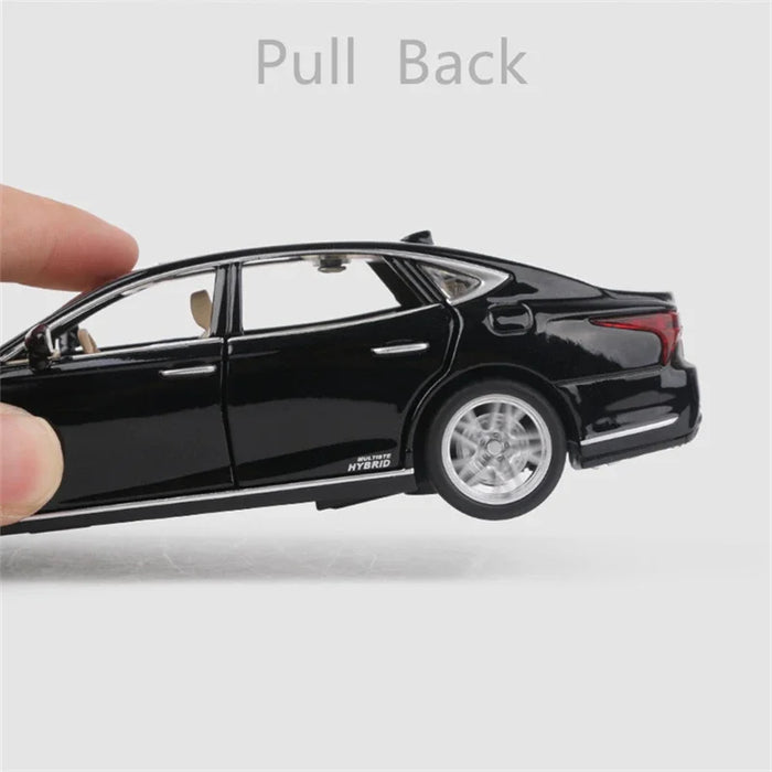 1:32 LEXUS LS500H Alloy Car Model Diecasts & Toy Vehicles Metal Car Model High Simulation Sound Light Collection Toy Gift