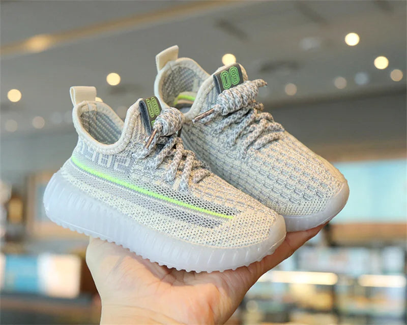 YZY-Style Kids LED Light-Up Breathable Luminous Sport Shoes for Boys & Girls, Toddler Glowing Running Sneakers