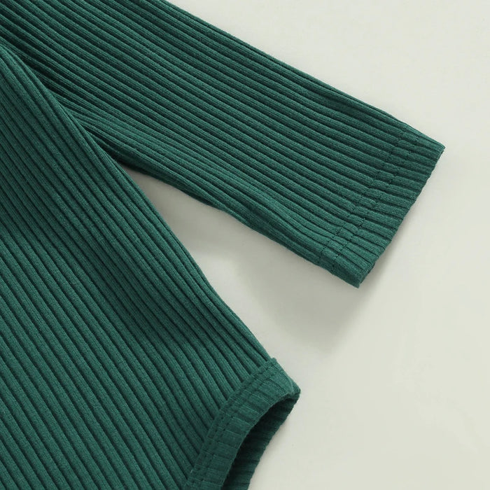 Baby Girl St. Patrick’s Day Outfit – 0–18M Clover Print Flare Pants & Long Sleeve Romper Set