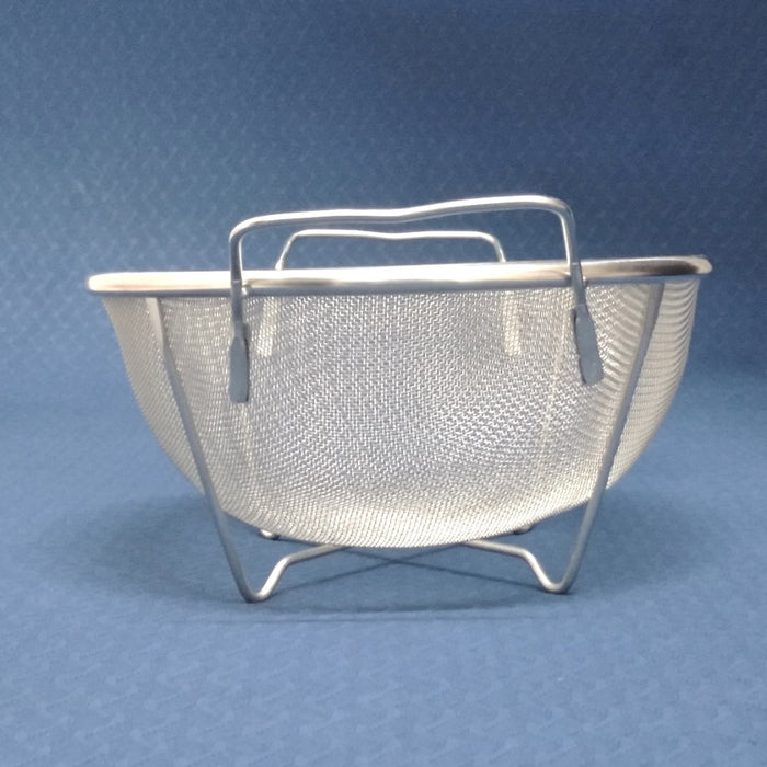 Supreme Stainless Steel Perforated Colander with Handle and  Base